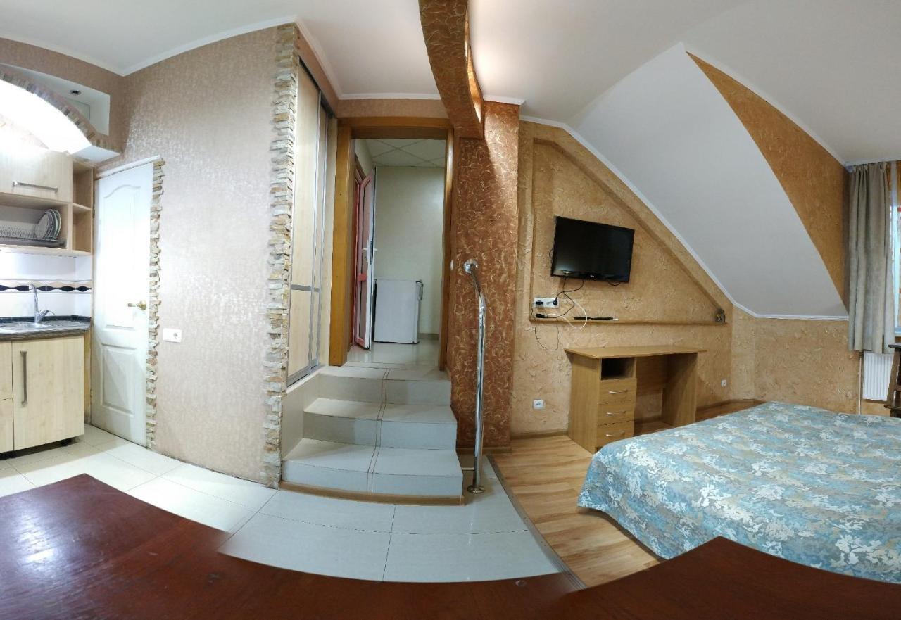 Дизайнерские - Апартаменты - Центр Vinnytsia Bagian luar foto
